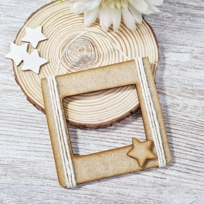 Molde quadrado em madeira com estrela