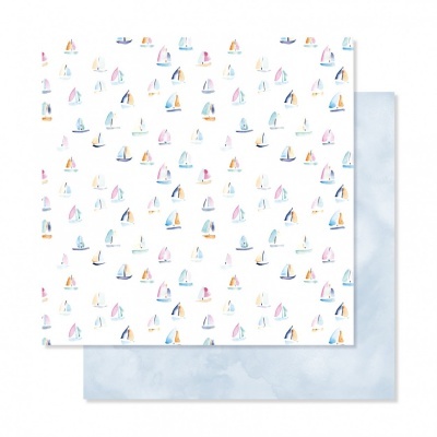 Papéis decorativos com padrão de barcos coloridos e textura azul clara.