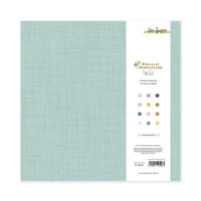 Papel decorativo com padrão xadrez verde água e etiqueta com texto