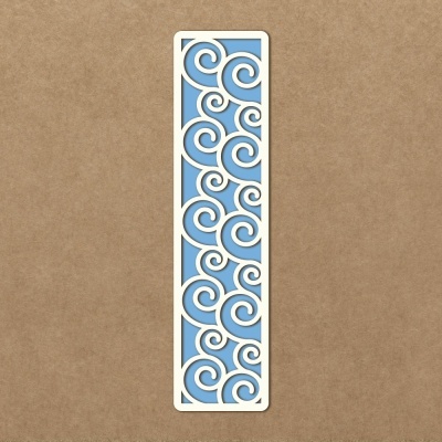 Marcador de livros branco com padrão de espirais recortadas em fundo azul