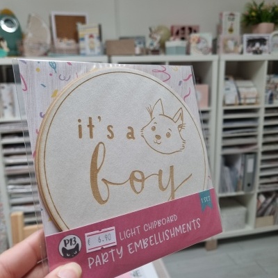 Conjunto de decoração de festa com texto its a boy e desenho de gato.