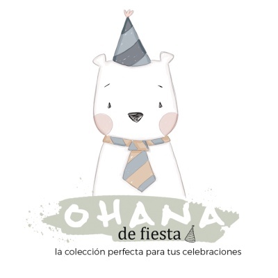Ilustração de urso branco com chapéu e gravata de festa e texto promocional