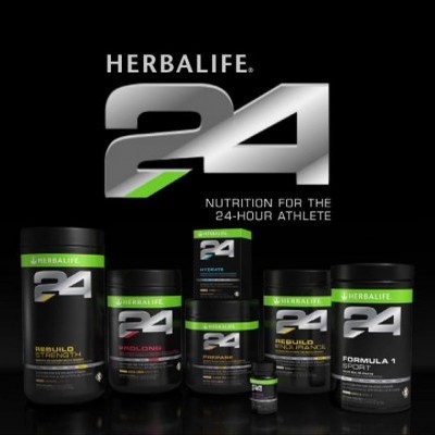 Produtos nutricionais Herbalife24 em embalagens pretas com texto verde e branco