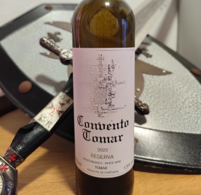 O cenário perfeito para viver a magia da Festa Templária! ⚔️🍷