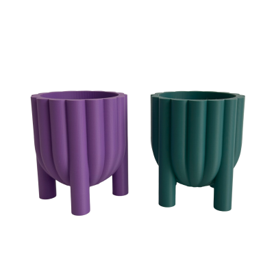 Vasos de planta moderno roxo e verde com textura acanalada e três pés