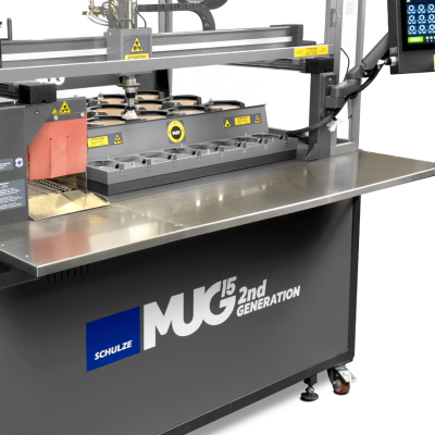 Máquina industrial Schulze MUG 15 2nd Generation cinzenta com partes metálicas e rodas