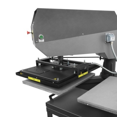 Máquina industrial para estampagem a quente cinzenta e preta