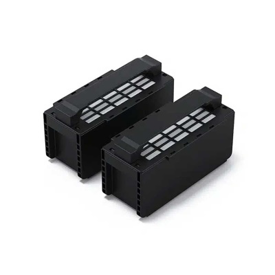 Duas baterias retangulares pretas para drone com grelha cinzenta no topo