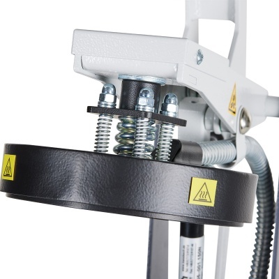 Máquina de prensa térmica branca com disco preto e molas