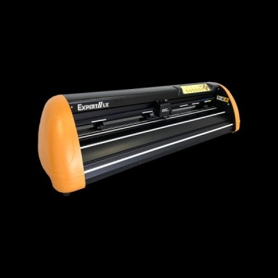 Plotter de recorte preto com laterais laranja e painel amarelo.