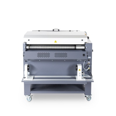 Máquina para laminação cinza e branca com rolos e rodízios