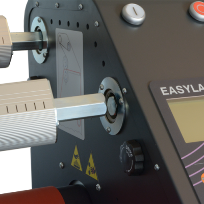 Máquina EASYLAM 160W com botões, visor digital e rolos