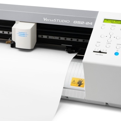 Impressora de corte VersaSTUDIO GS2-24 com papel branco