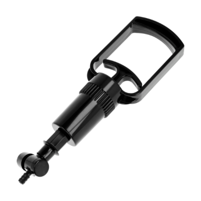 Bomba manual preta de plástico com pega retangular e pistão