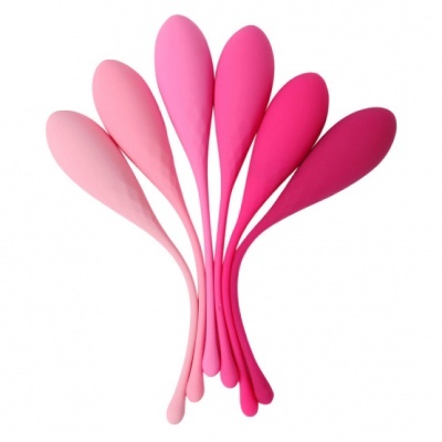 Seis colheres de silicone em diferentes tons de rosa, design curvo