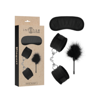 Conjunto erótico com algemas negras, venda para olhos e pena em embalagem