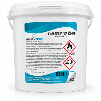 Balde branco de produto químico tira nódoas com rótulo azul e branco com texto em português