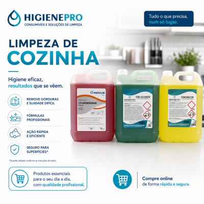 Três garrafões plásticos de produtos de limpeza (vermelho, verde e amarelo) para cozinha sobre bancada branca, com rótulos visíveis e texto em português.