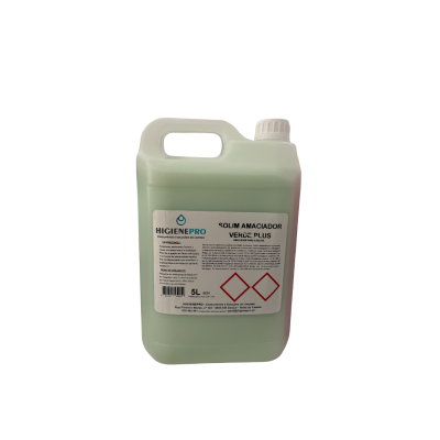 Recipiente de 5 litros de líquido verde claro com rótulo branco identificado como COLIM AMACIADOR VENUS PLUS
