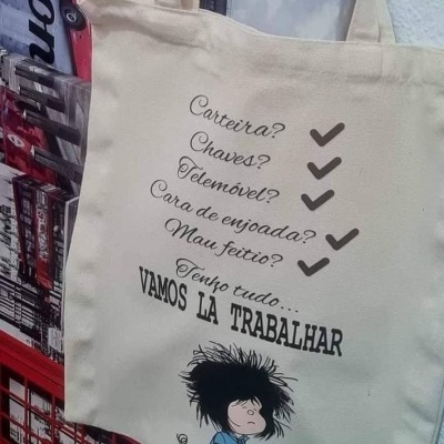 https://www.hmcustomprinting.pt/product/saco-checklist-antes-do-trabalho-com-a-mafalda