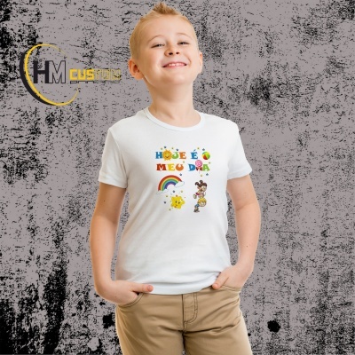 https://www.hmcustomprinting.pt/product/t-shirt-hoje-e-o-meu-dia