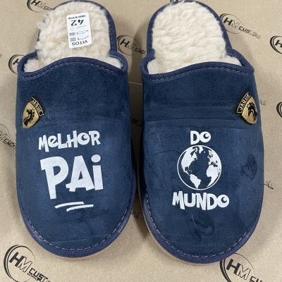 https://www.hmcustomprinting.pt/product/chinelo-em-pele-melhor-pai-do-mundo
