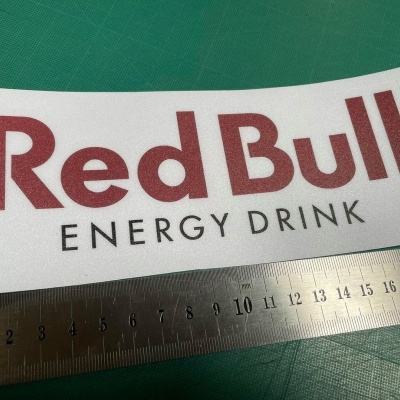 https://www.hmcustomprinting.pt/product/autocolante-vinil-red-bull-energy-drink