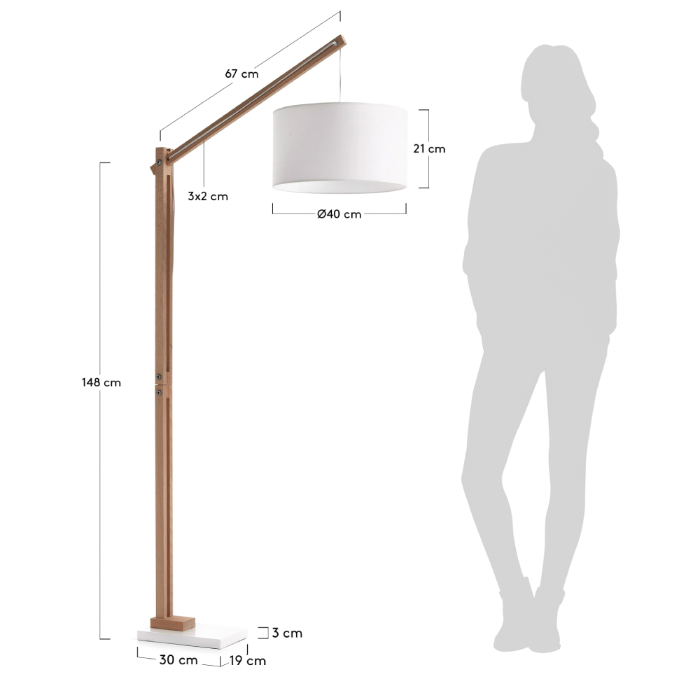 Candeeiro de Pé em Madeira Branco Zizar Lâmpada de pé em madeira com cúpula branca e medidas detalhadas