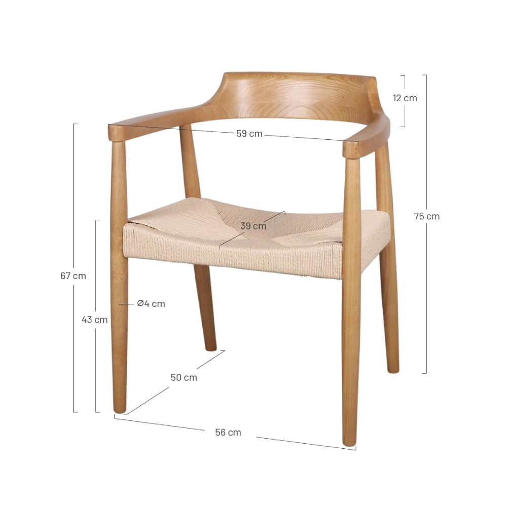 Cadeira com braços em madeira e corda bege Vagram Cadeira de madeira clara com assento de corda natural e encosto curvado, medidas indicadas.