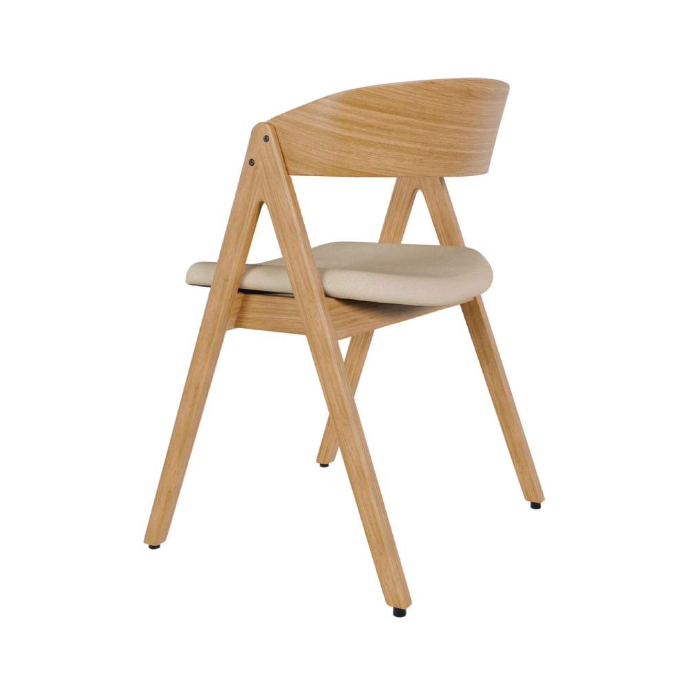 Cadeira estofada com braços em carvalho bege Rina Cadeira de madeira clara com assento almofadado bege