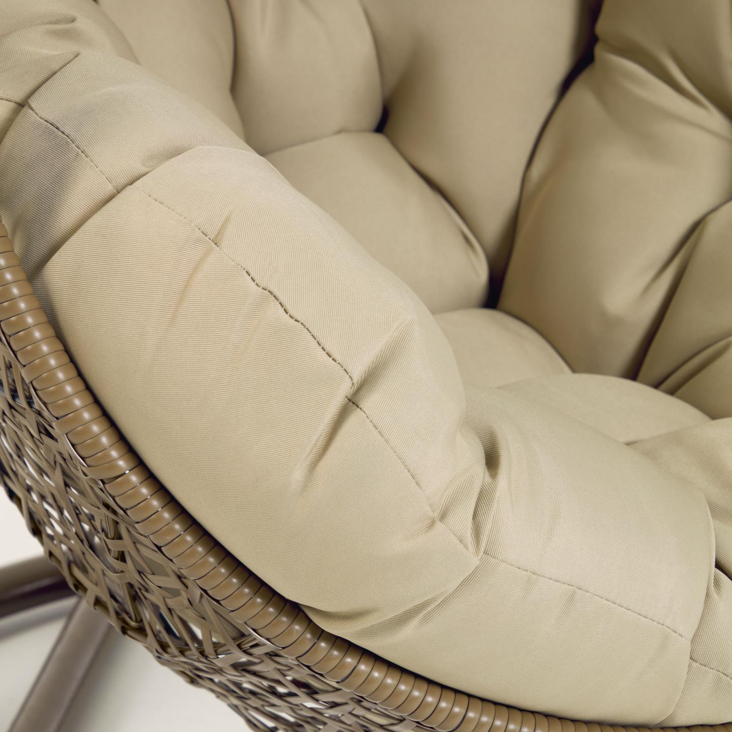 Cadeira suspensa Flora, rattan sintético, castanho Assento almofadado bege claro com estrutura de rattan castanho
