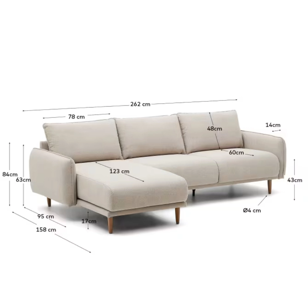 Sofá estofado bege com chaise longue direita/esquerda Karla Sofá bege claro com chaise longue e medidas destacadas em centímetros