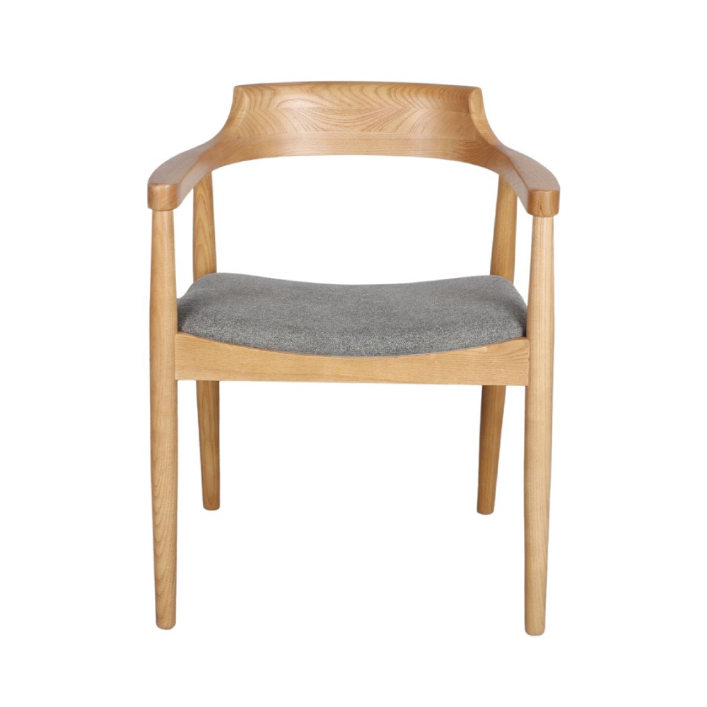 Cadeira estofada cinza com braços em madeira Amanda Cadeira de madeira clara com assento estofado cinzento e braços integrais