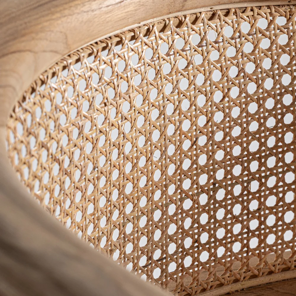 Cadeira com braços em teca e rattan natural Eane Encosto de cadeira em madeira com palhinha entrelaçada