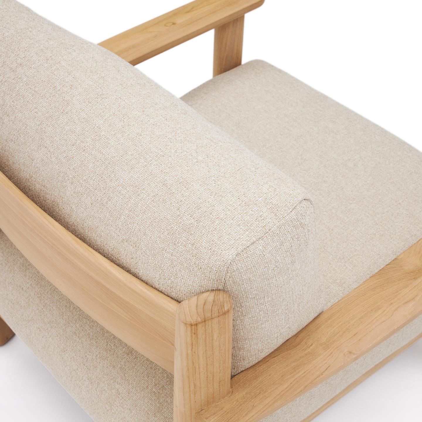 Cadeirão Tiran, exterior, madeira teca, bege Poltrona de madeira clara com estofado bege texturizado