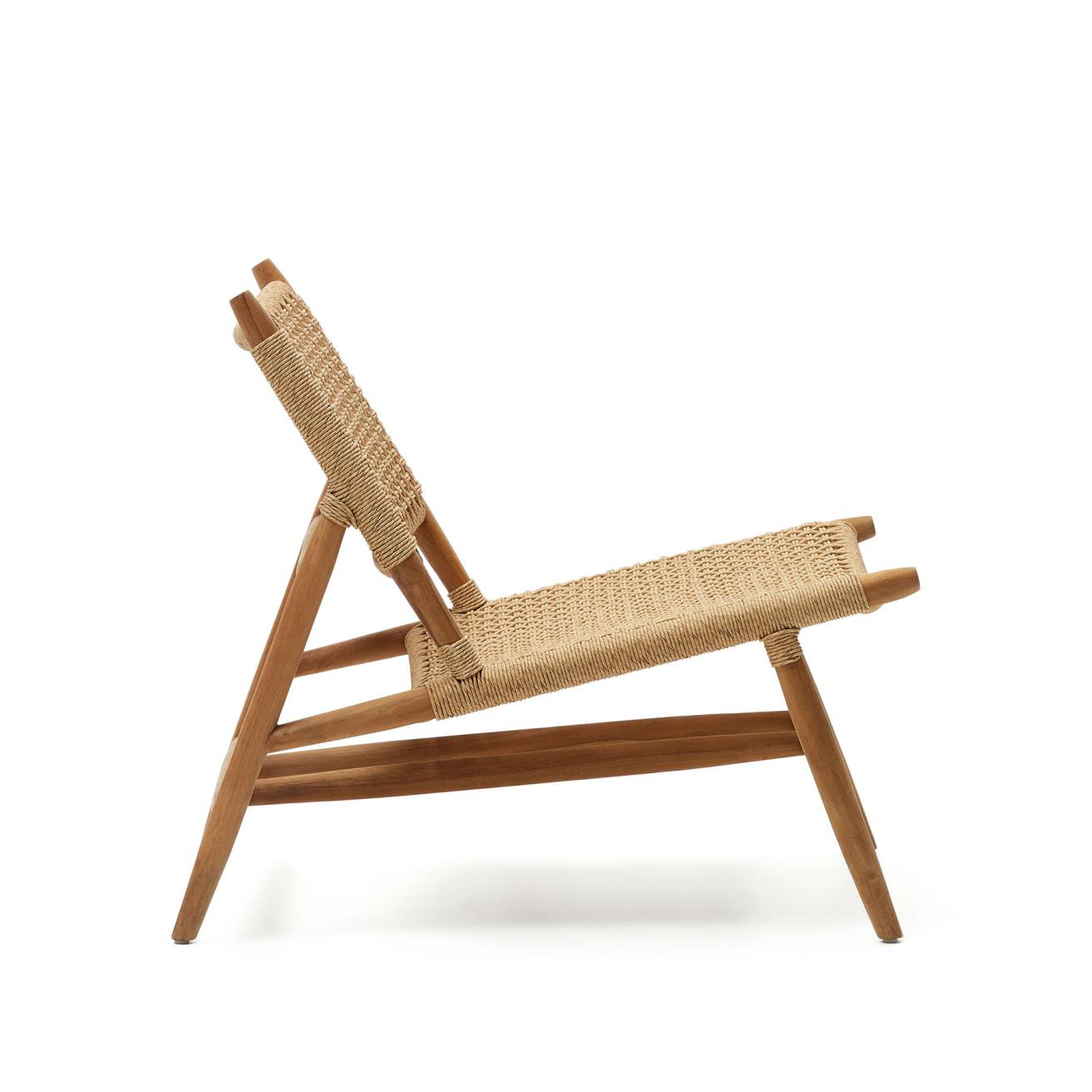 Cadeirão Codan, madeira teca/corda Cadeira lounge em madeira clara com assento e encosto em fibras trançadas naturais