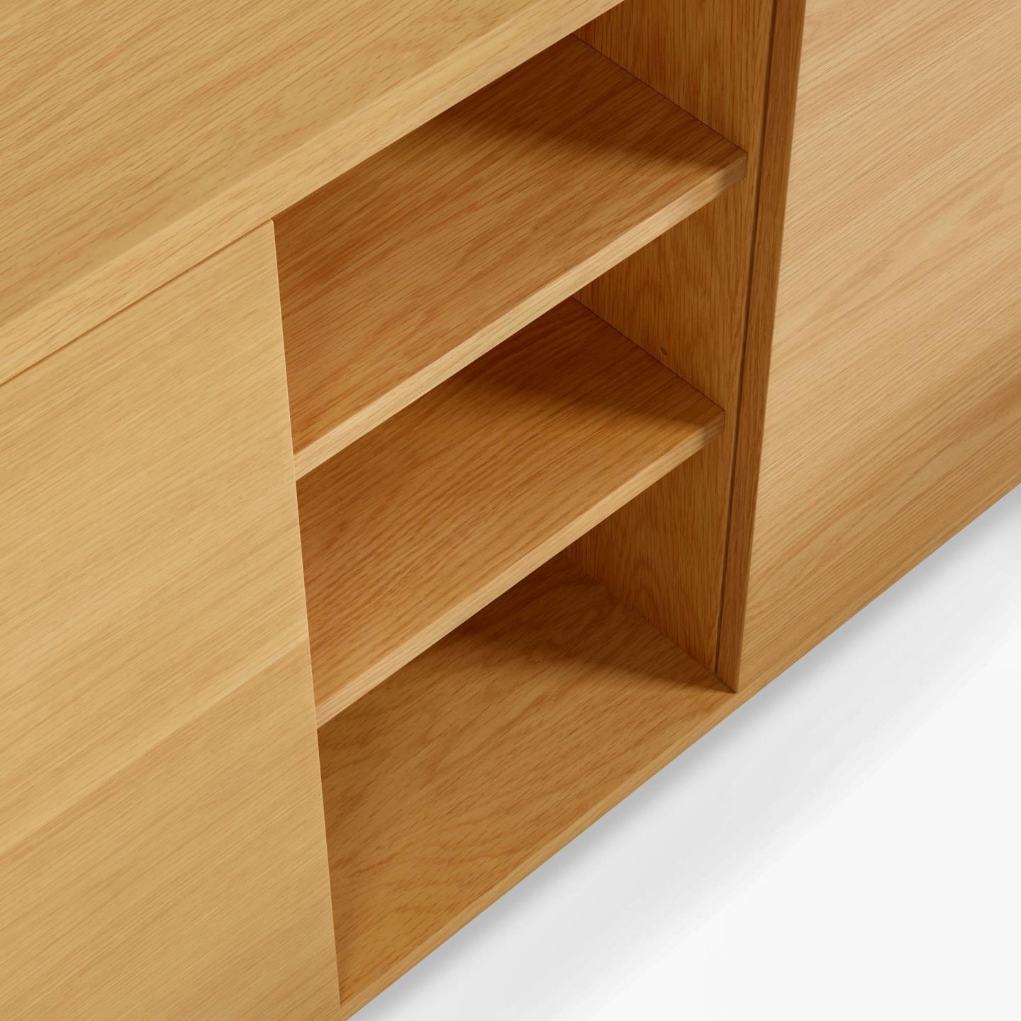 Aparador Abil, madeira carvalho, 180x75 Móvel de madeira clara com prateleiras retas