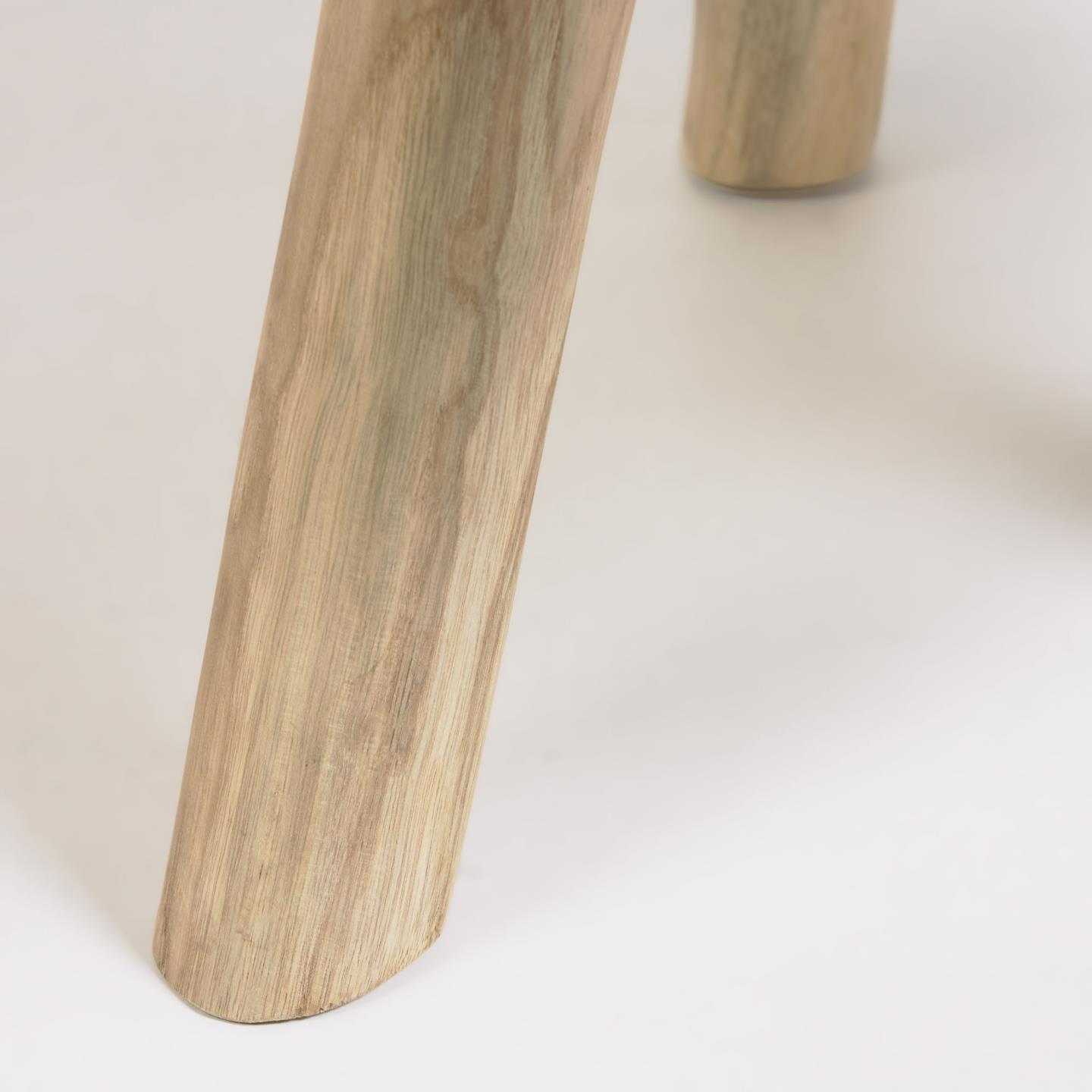 Mesa de centro Genda, madeira teca, Ø55x36 Pé de mesa em madeira clara com textura natural sobre fundo branco