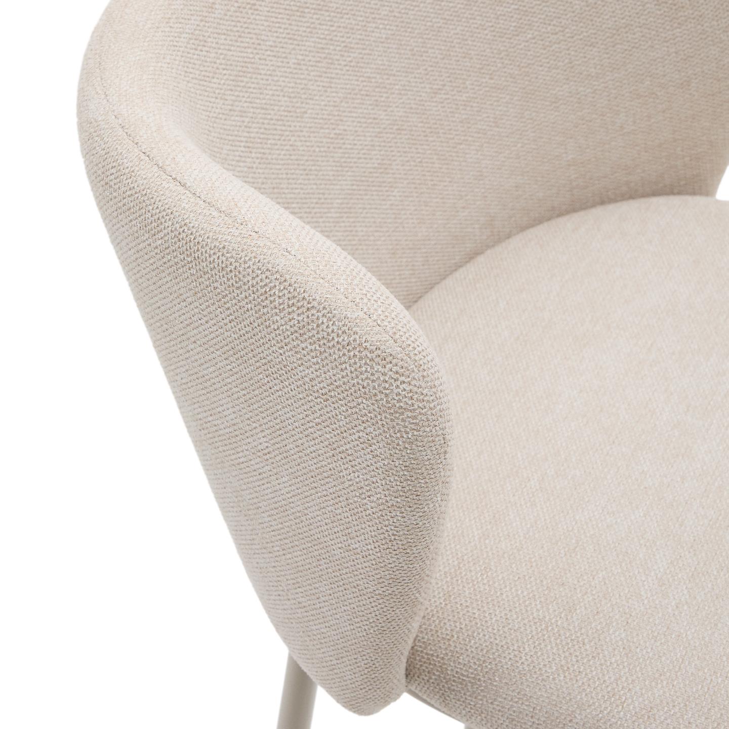 Cadeira alta Cilia, estofada, chenille, bege, 65cm Cadeira estofada bege com braço acolchoado e base metálica branca