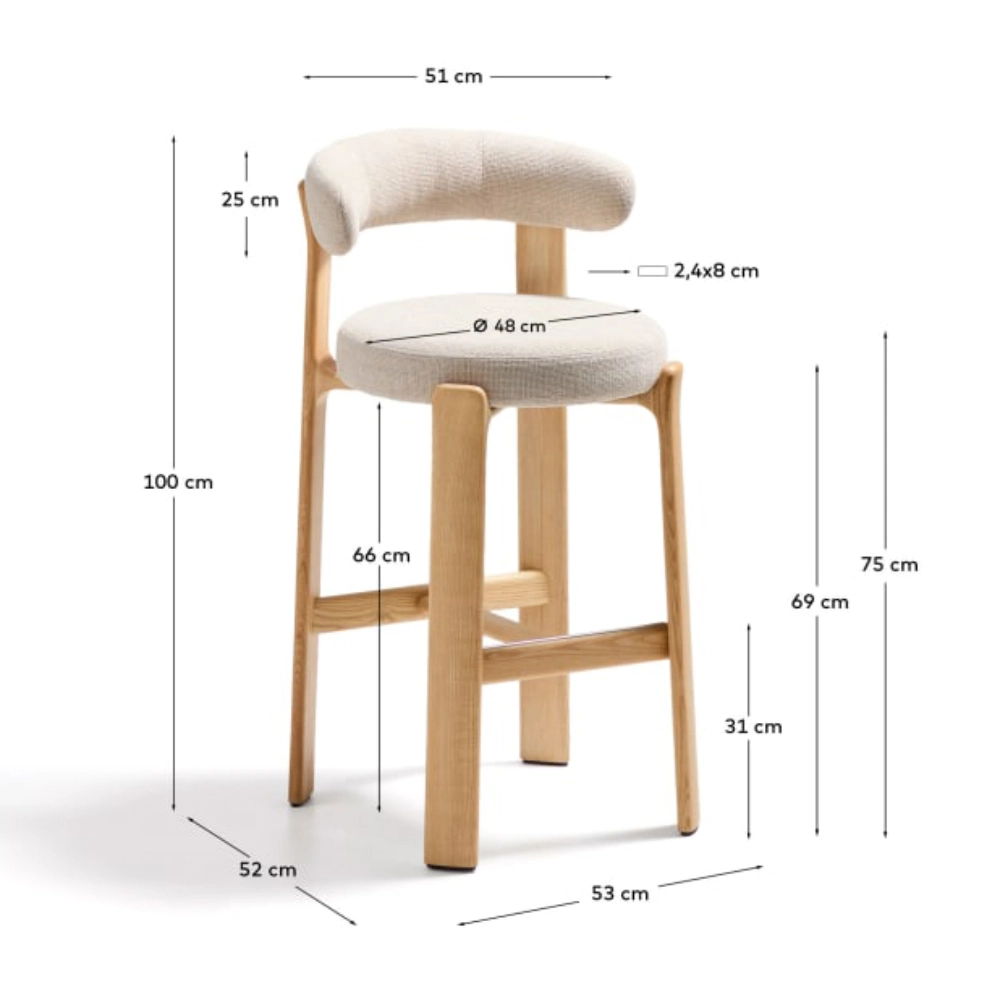 Cadeira alta madeira de freixo estofada bege Grani Banco alto de madeira clara com assento e encosto estofados bege e medidas em centímetros