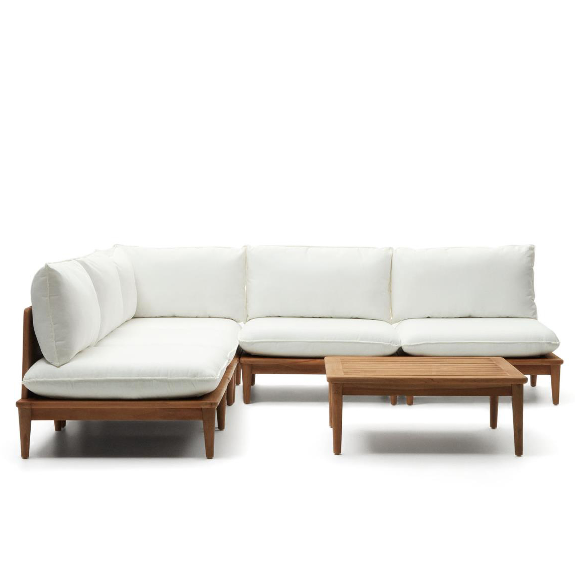 Conjunto Porto Rico, sofá 4 lugares, mesa, madeira teca Sofá modular em madeira e estofos brancos com mesa baixa de madeira