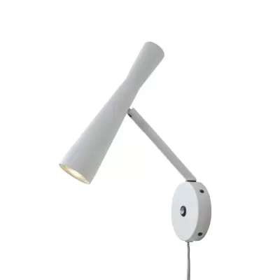 Candeeiro de parede branco em metal com braço articulado e base redonda