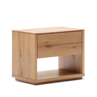 Mesa de cabeceira em madeira clara com duas gavetas e prateleira
