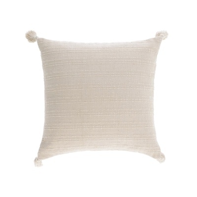 Travesseiro decorativo bege com pompons nos cantos