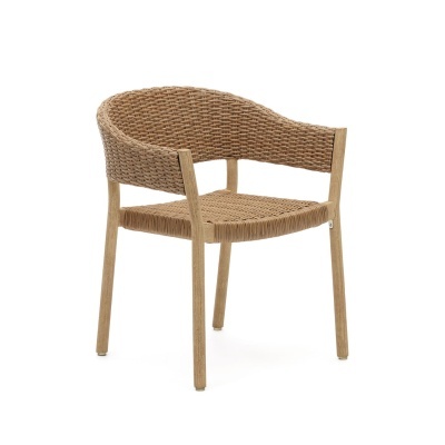 Cadeira de madeira clara com assento e encosto em corda trançada castanha