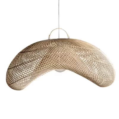 Candeeiro pendente trançado natural em forma curva, bege, suspenso por cabo branco