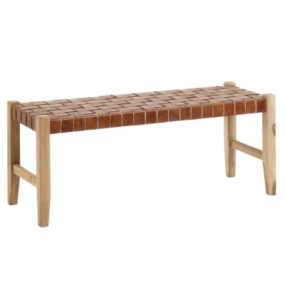 Banco de madeira com assento em couro castanho