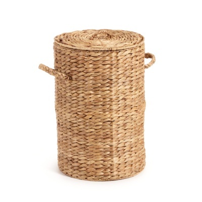 Cesto cilíndrico de entrelaçado natural com tampa e pegas