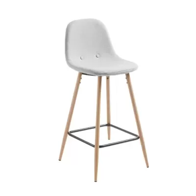 Banco alto cinzento com pernas de madeira clara e apoio para os pés preto