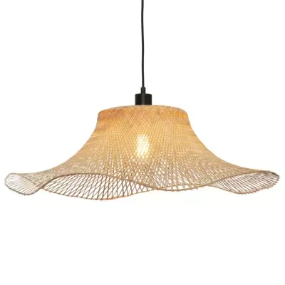 Candeeiro de teto suspenso com estrutura em fibras naturais entrelaçadas